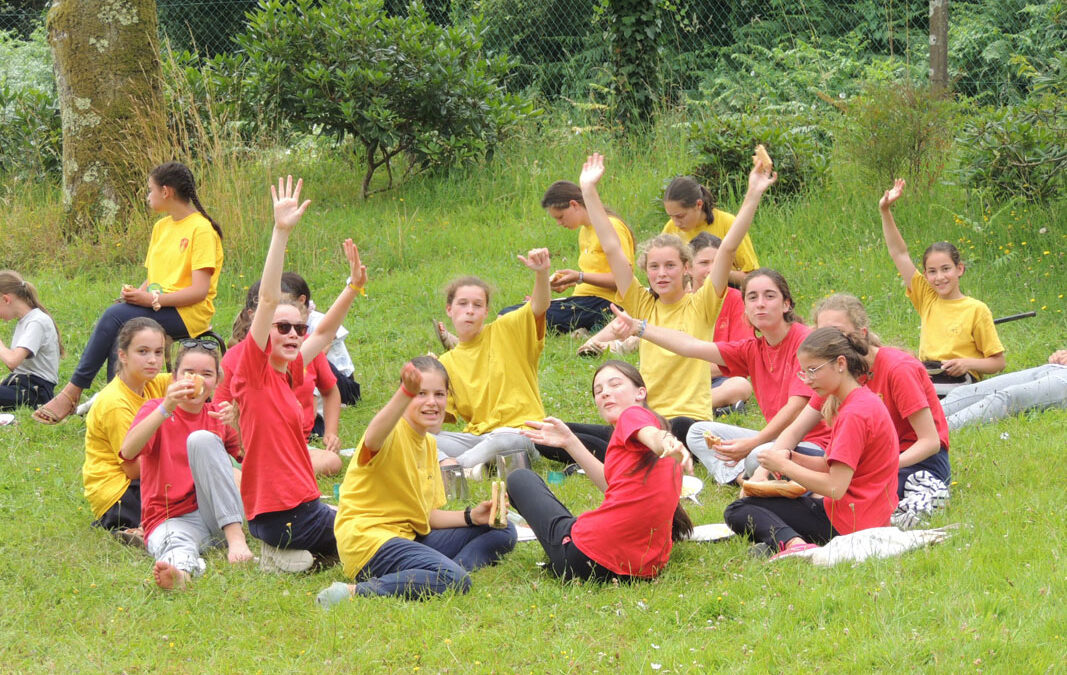Ambiance de fin d’année, rangements, service et vie de classe ou d’équipe.